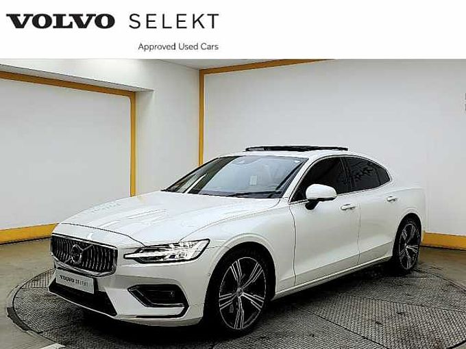 Volvo S60 Inscription, B5 mild hybrid