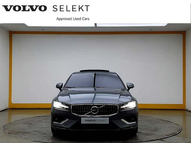 Volvo  B5 인스크립션