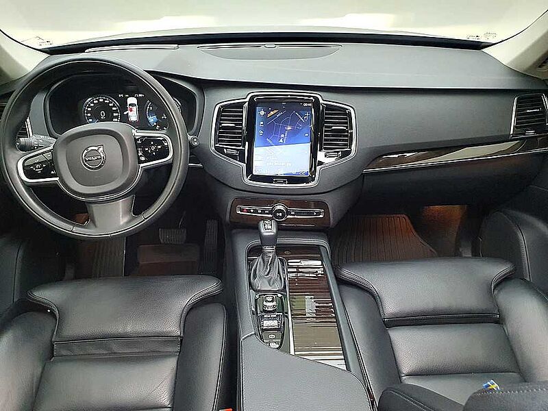 Volvo  T6 AWD MMT