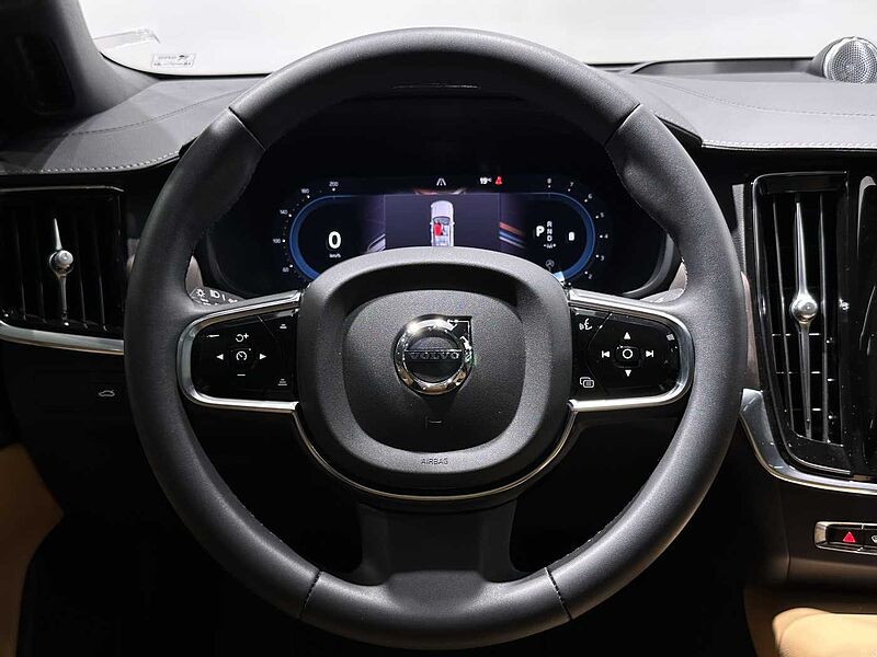 Volvo  Ultimate Bright