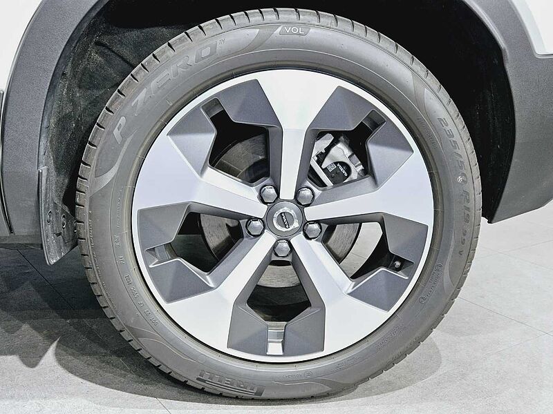 Volvo  Ultimate, B4 AWD mild hybrid, 가솔린, Bright