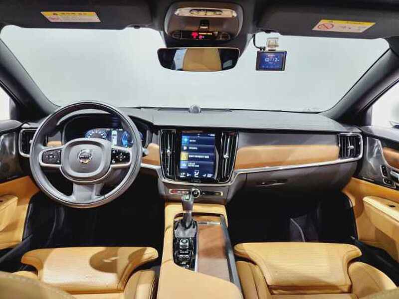 Volvo  D5 AWD INS