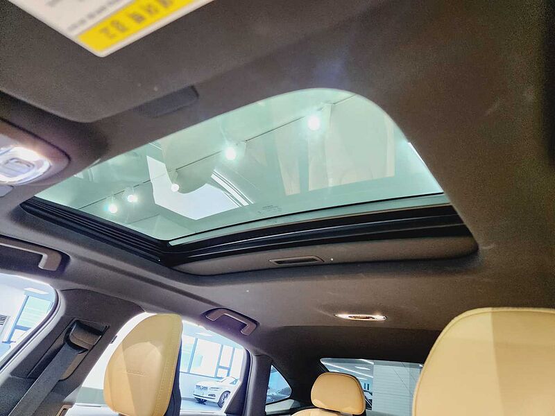 Volvo  D5 AWD INS
