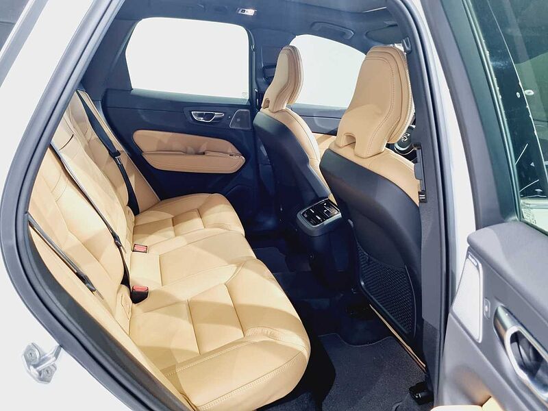 Volvo  B6 AWD Inscription