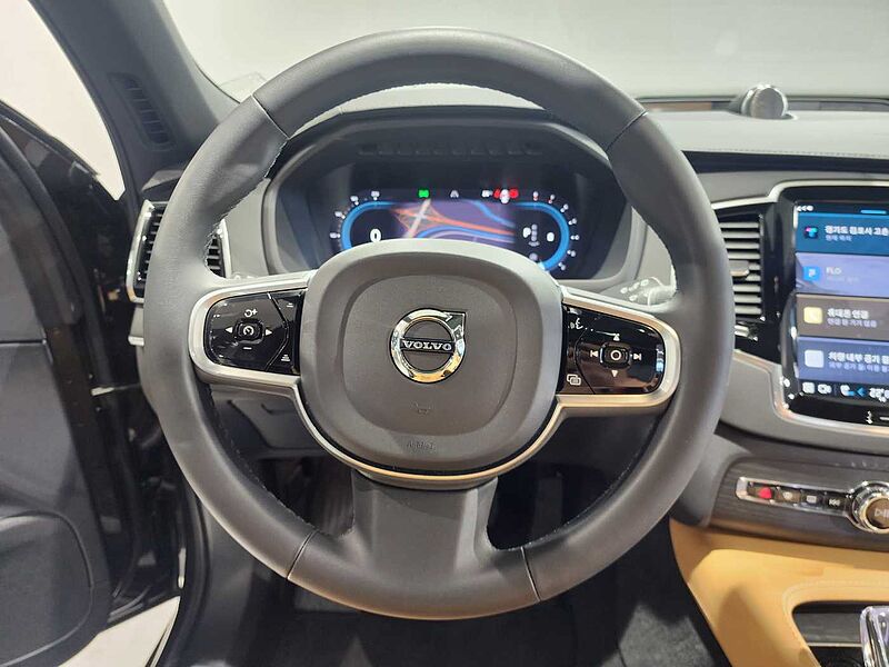 Volvo  Ultimate B6 AWD