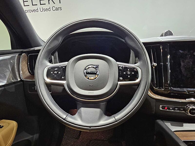 Volvo  B5 AWD Inscription