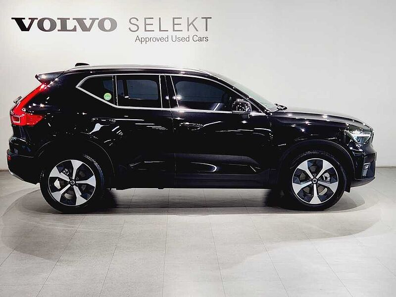 Volvo  B4 AWD Ultimate Bright