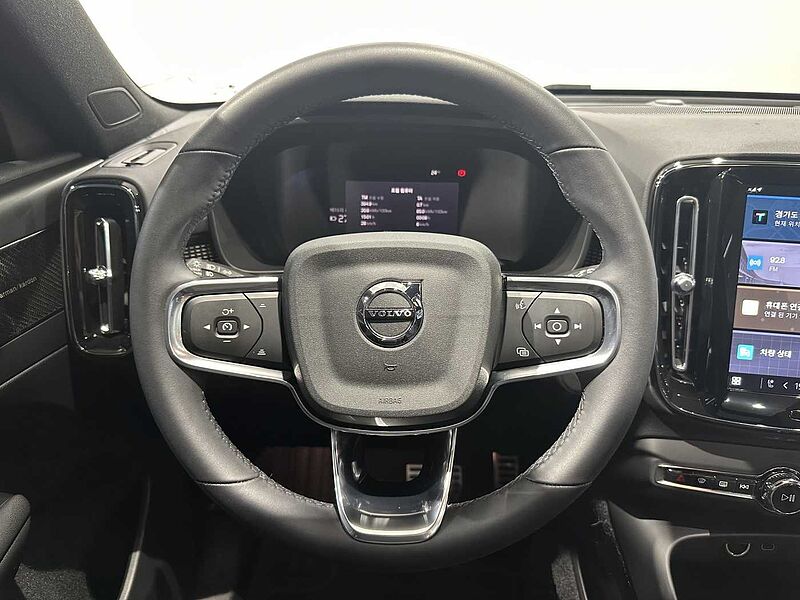 Volvo  Recharge Recharge Pro, Twin motor