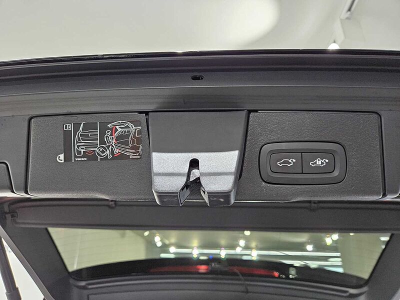 Volvo  B6 AWD Inscription