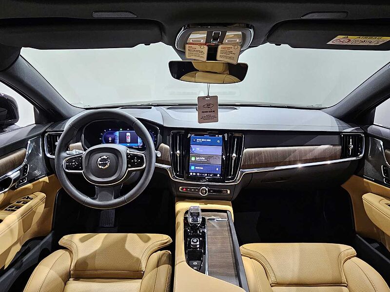 Volvo  B6 AWD Ultimate