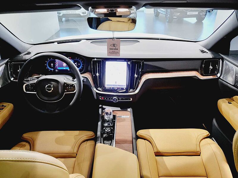 Volvo  B5 AWD Ultimate