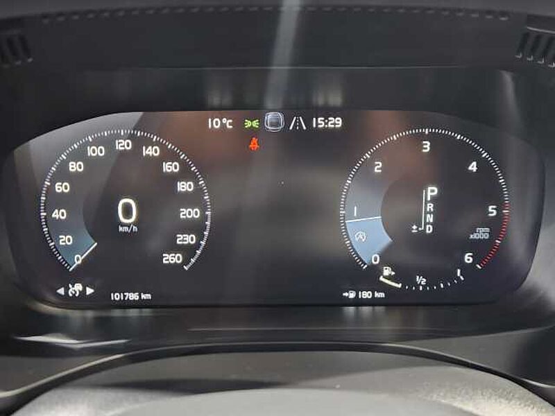 Volvo  D4 AWD 인스크립션