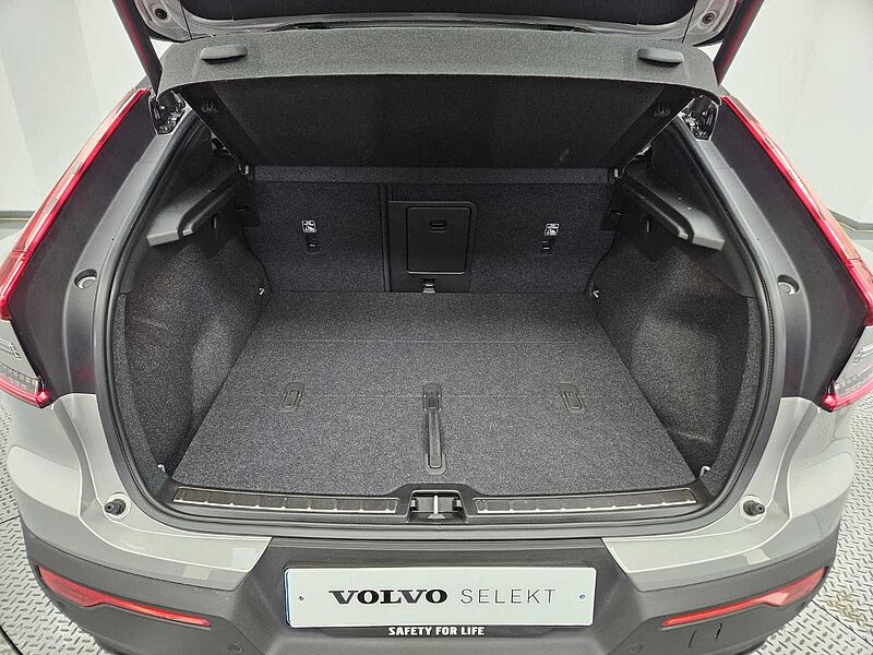 Volvo  Recharge Ultimate, Twin Motor