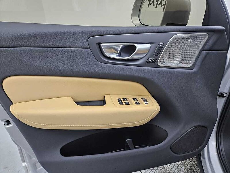 Volvo  B5 AWD Ultimate, Bright