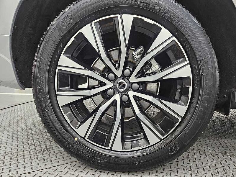 Volvo  B5 AWD Ultimate, Bright
