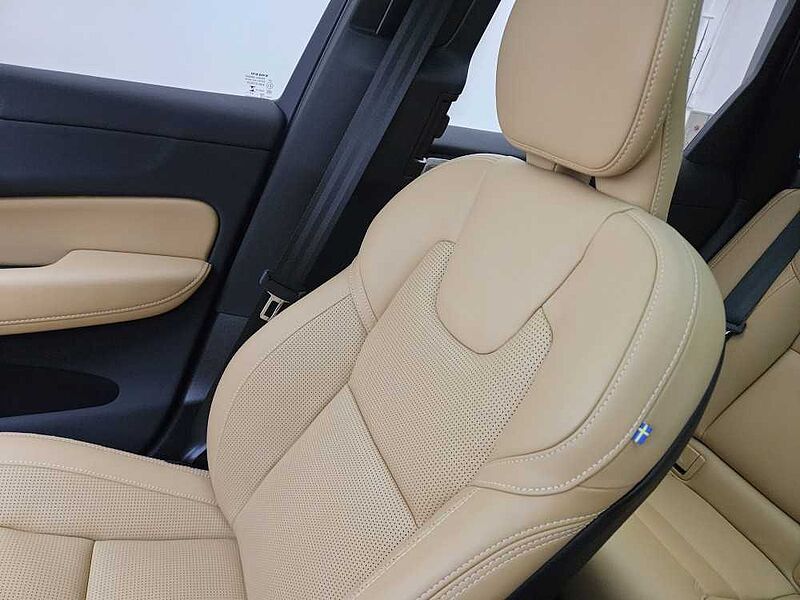 Volvo  B5 AWD Ultimate, Bright