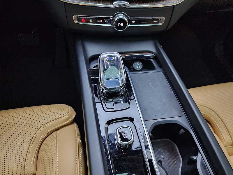 Volvo  B5 AWD Inscription