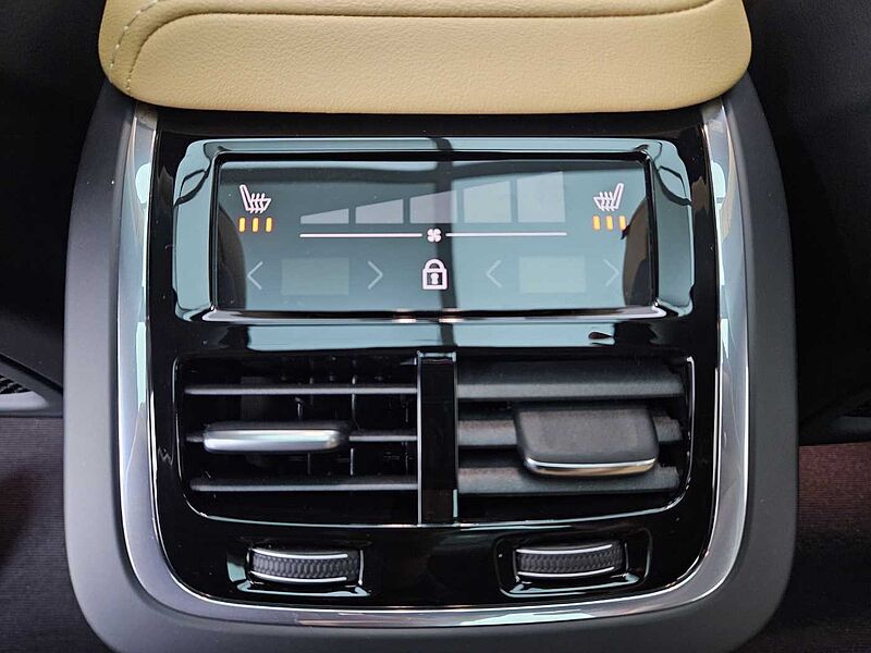 Volvo  B6 AWD Ultimate Bright