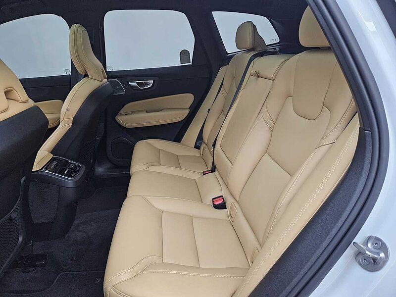 Volvo  B5 AWD Ultimate Bright