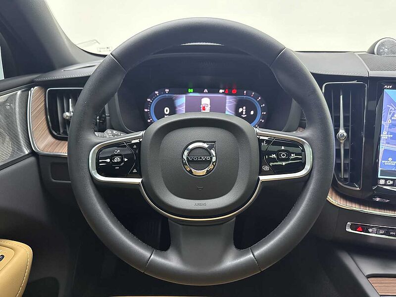 Volvo  B5 AWD Ultimate