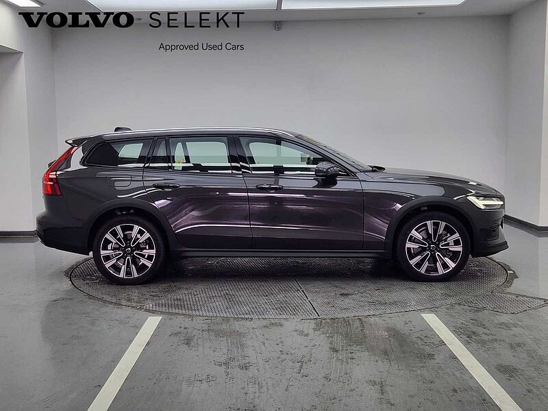 Volvo  B5 AWD Ultimate