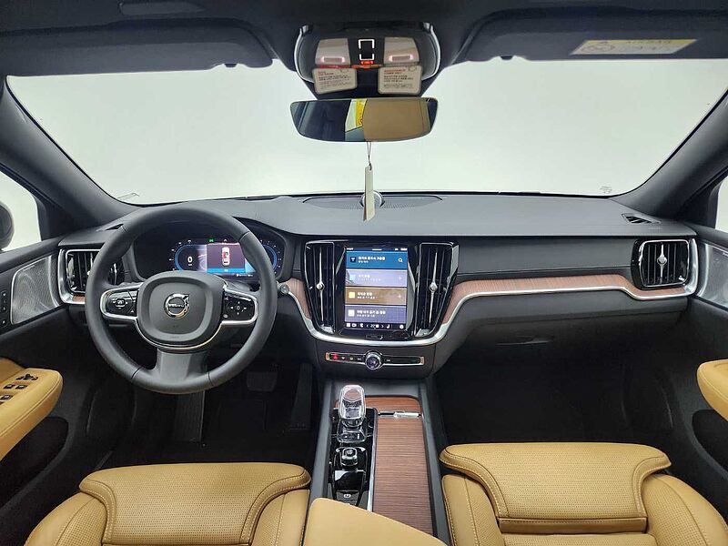 Volvo  B5 AWD Ultimate
