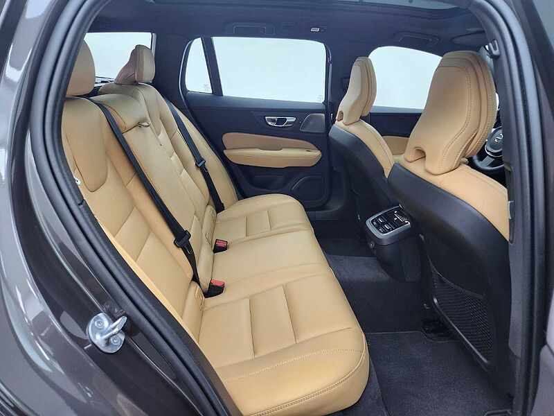 Volvo  B5 AWD Ultimate
