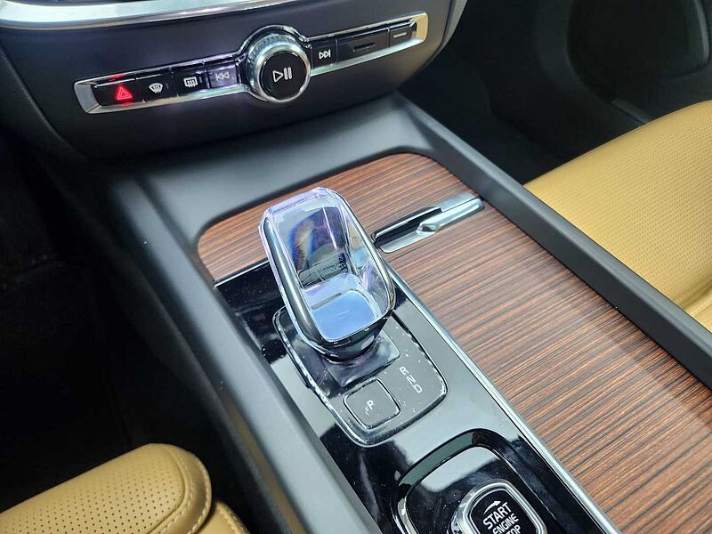 Volvo  B5 AWD Ultimate