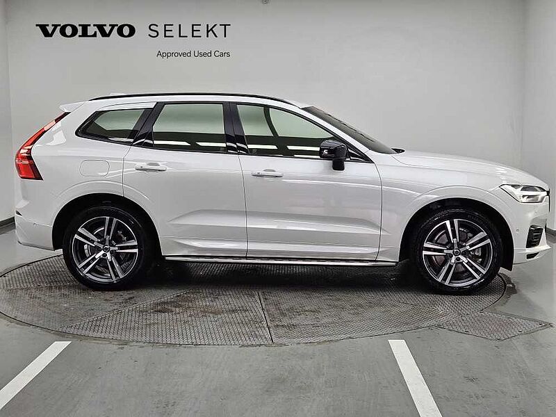 Volvo  T8 Recharge R-Design