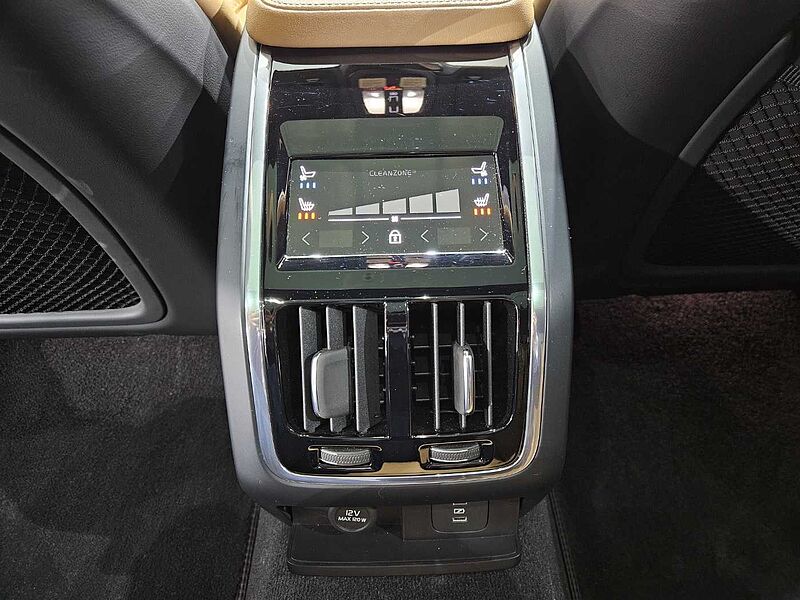 Volvo  B6 AWD Ultimate Bright