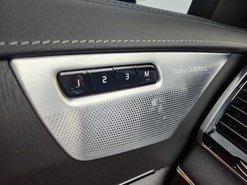 Volvo  Recharge Ultimate, T8 AWD 플러그-인 하이브리드, 전기/가솔린, 브라이트, 7 좌석