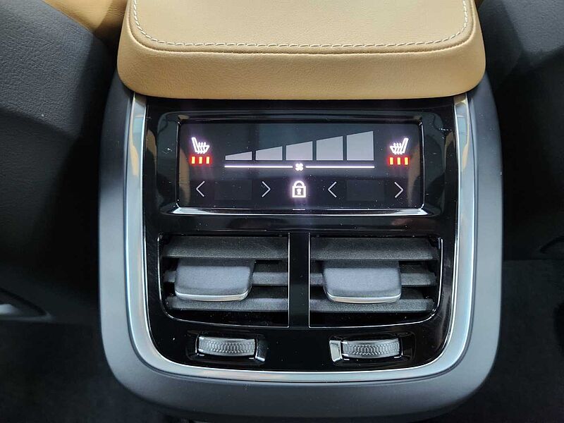 Volvo  B6 AWD Ultimate
