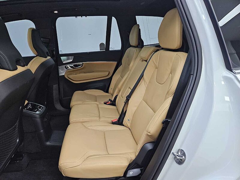 Volvo  T8 AWD Ultimate Bright