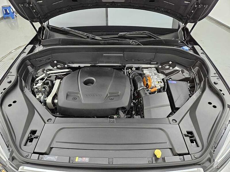 Volvo  Recharge Ultimate