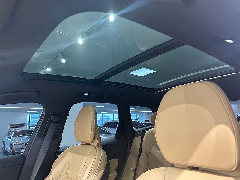 Volvo  B5 AWD Ultra Bright
