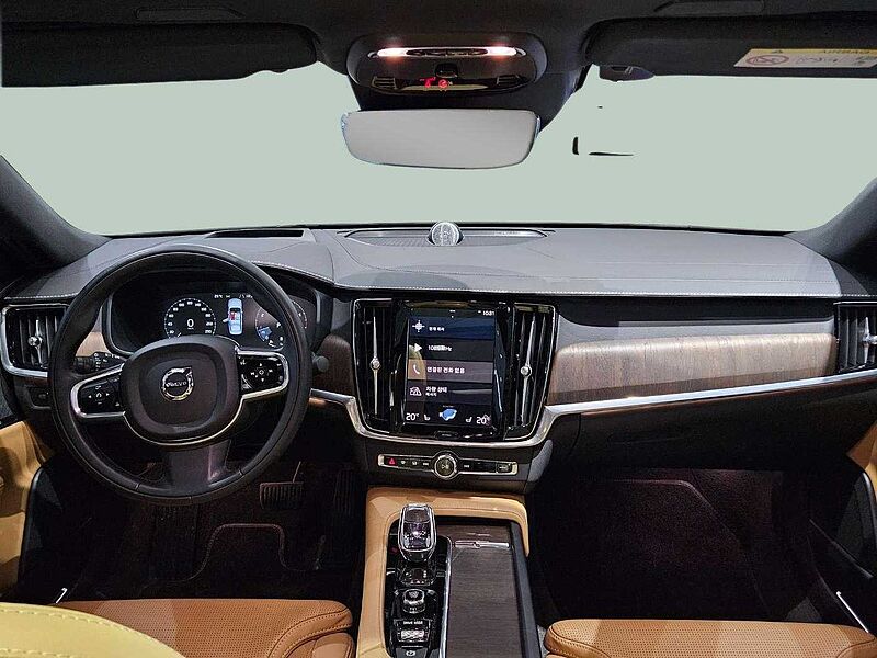 Volvo  B6 AWD Inscription