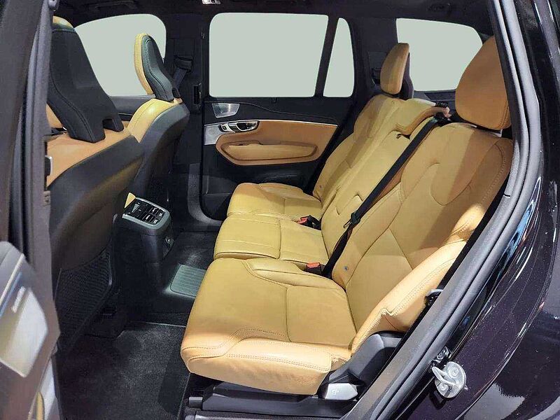 Volvo  Recharge Inscription, 7 Seats
