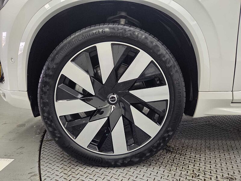 Volvo  Recharge Ultimate, T8 AWD 플러그-인 하이브리드, 전기/가솔린, 브라이트, 7 좌석