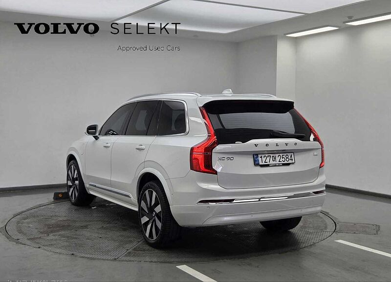Volvo  Recharge Ultimate, T8 AWD 플러그-인 하이브리드, 전기/가솔린, 브라이트, 7 좌석