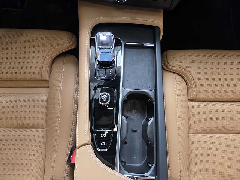 Volvo  Recharge Ultimate, T8 AWD 플러그-인 하이브리드, 전기/가솔린, 브라이트, 7 좌석