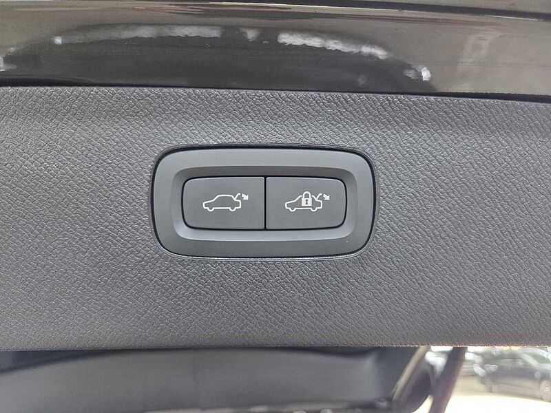 Volvo  Recharge Ultimate, T8 AWD 플러그-인 하이브리드, 전기/가솔린, 브라이트, 7 좌석
