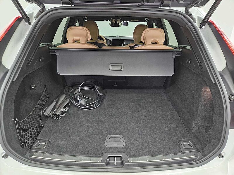 Volvo  T8 AWD Ultimate Bright
