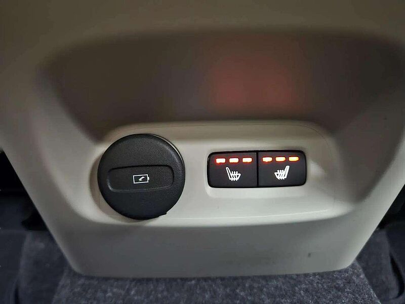 Volvo  Ultra, B4 AWD 마일드 하이브리드, 가솔린, 브라이트