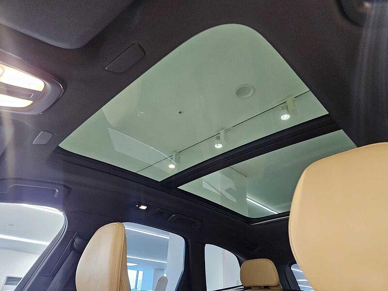 Volvo  B5 AWD Ultra Bright