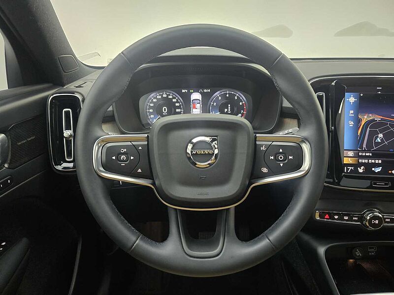 Volvo  B4 AWDInscription