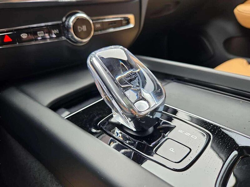 Volvo  Ultra, B5 AWD 마일드 하이브리드, 가솔린, 브라이트
