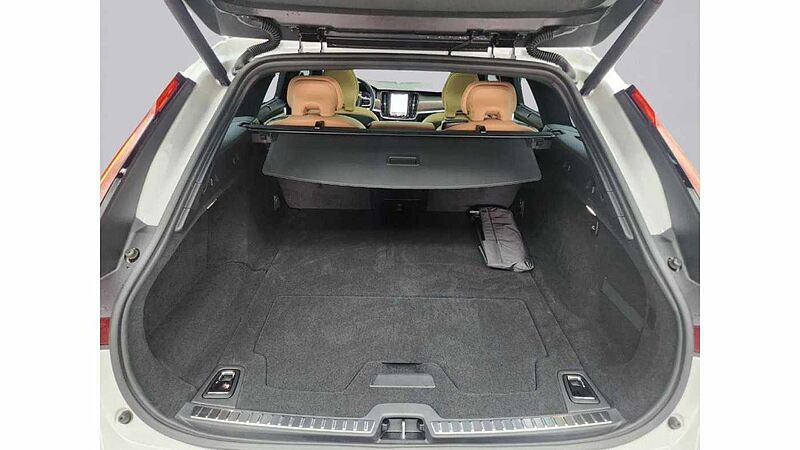 Volvo  Ultimate, B5 AWD 마일드 하이브리드, 가솔린, 브라이트