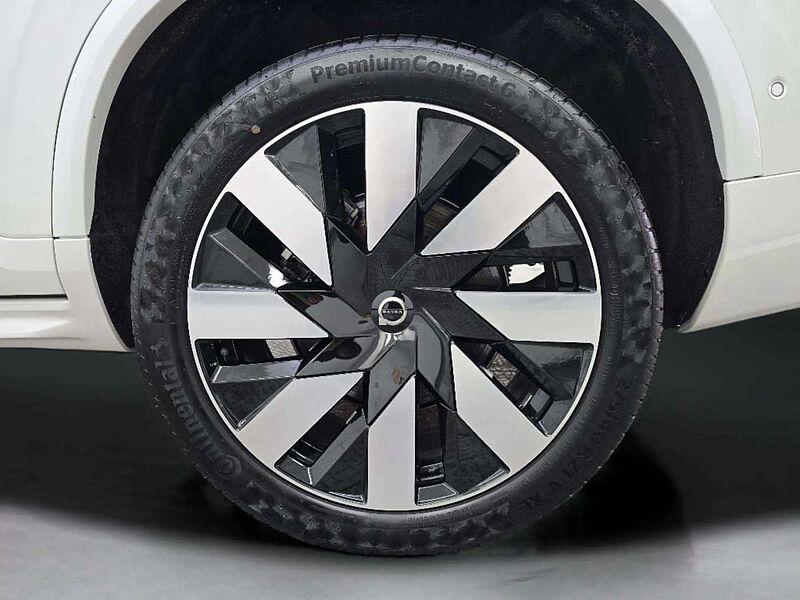 Volvo T8 AWD Recharge Ultimate bright