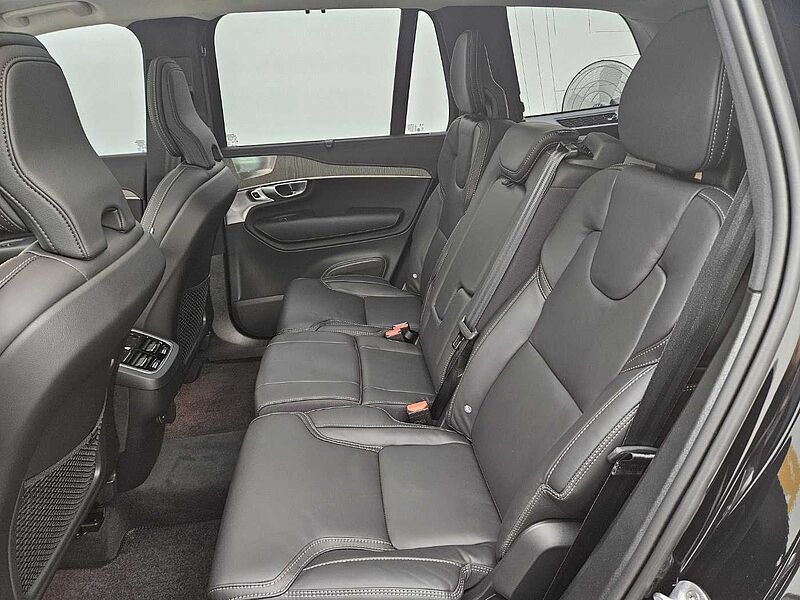 Volvo  B6 AWD Ultimate Bright