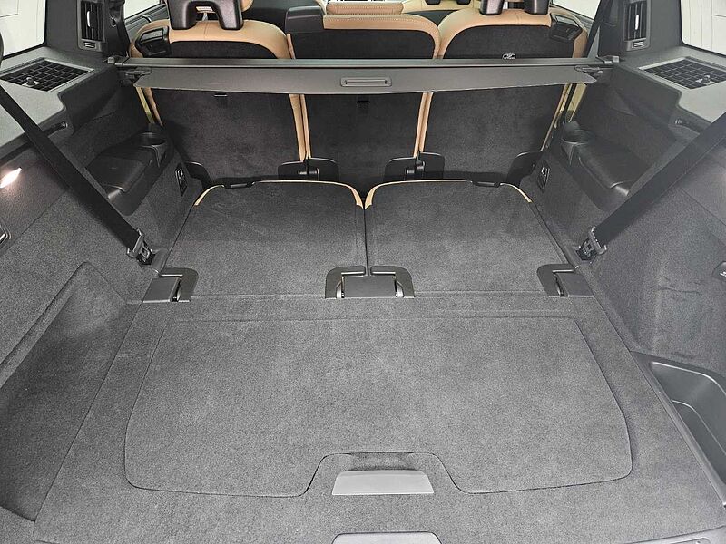 Volvo Recharge Ultimate, T8 AWD 플러그-인 하이브리드, 전기/가솔린, 브라이트, 7 좌석